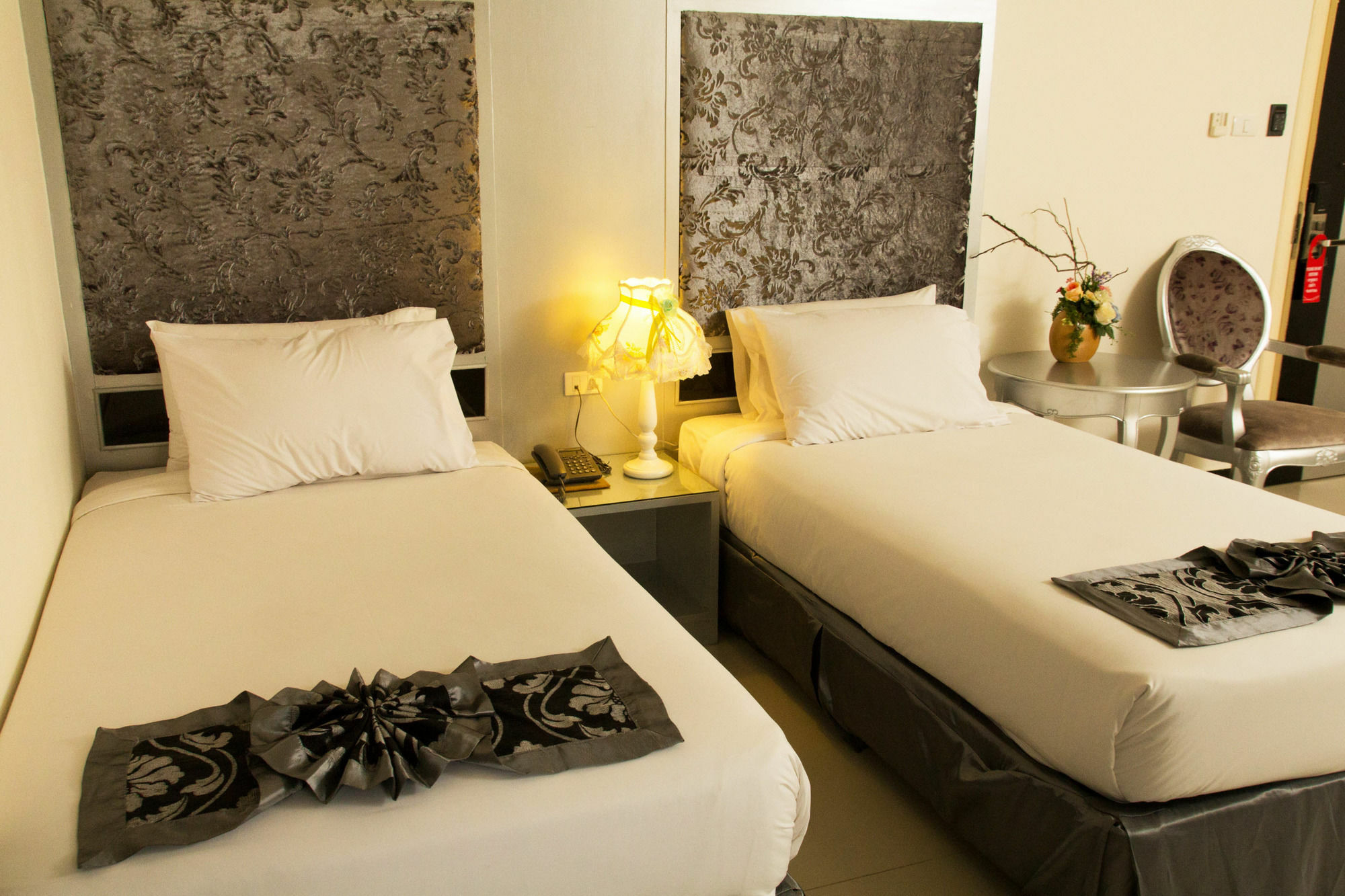 Pattaya International Lodge Luaran gambar
